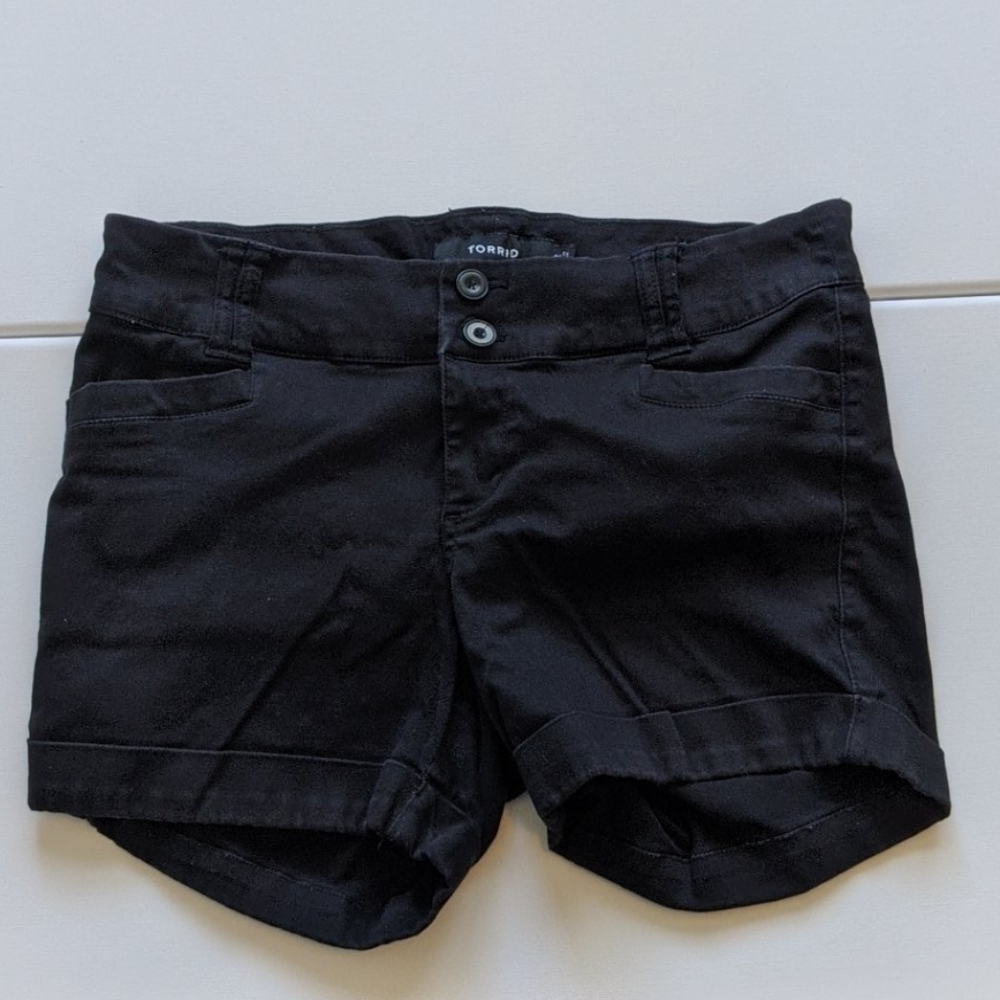 TORRID black dress shorts